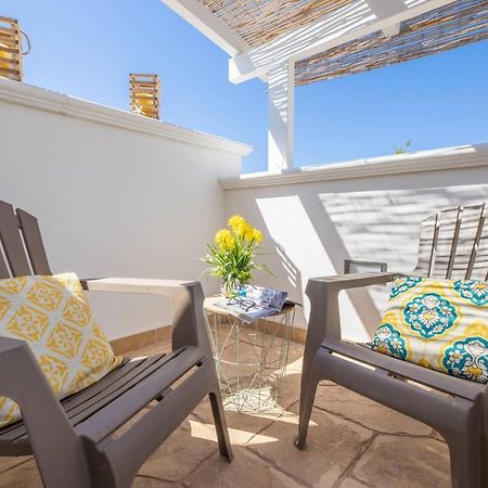 Hotel Oro Blu Torre Suda Zewnętrze zdjęcie