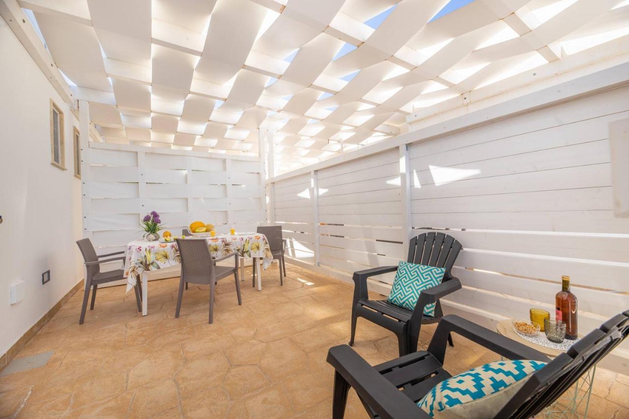 Hotel Oro Blu Torre Suda Zewnętrze zdjęcie