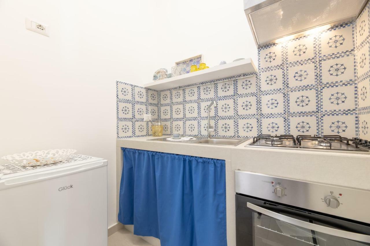 Hotel Oro Blu Torre Suda Zewnętrze zdjęcie